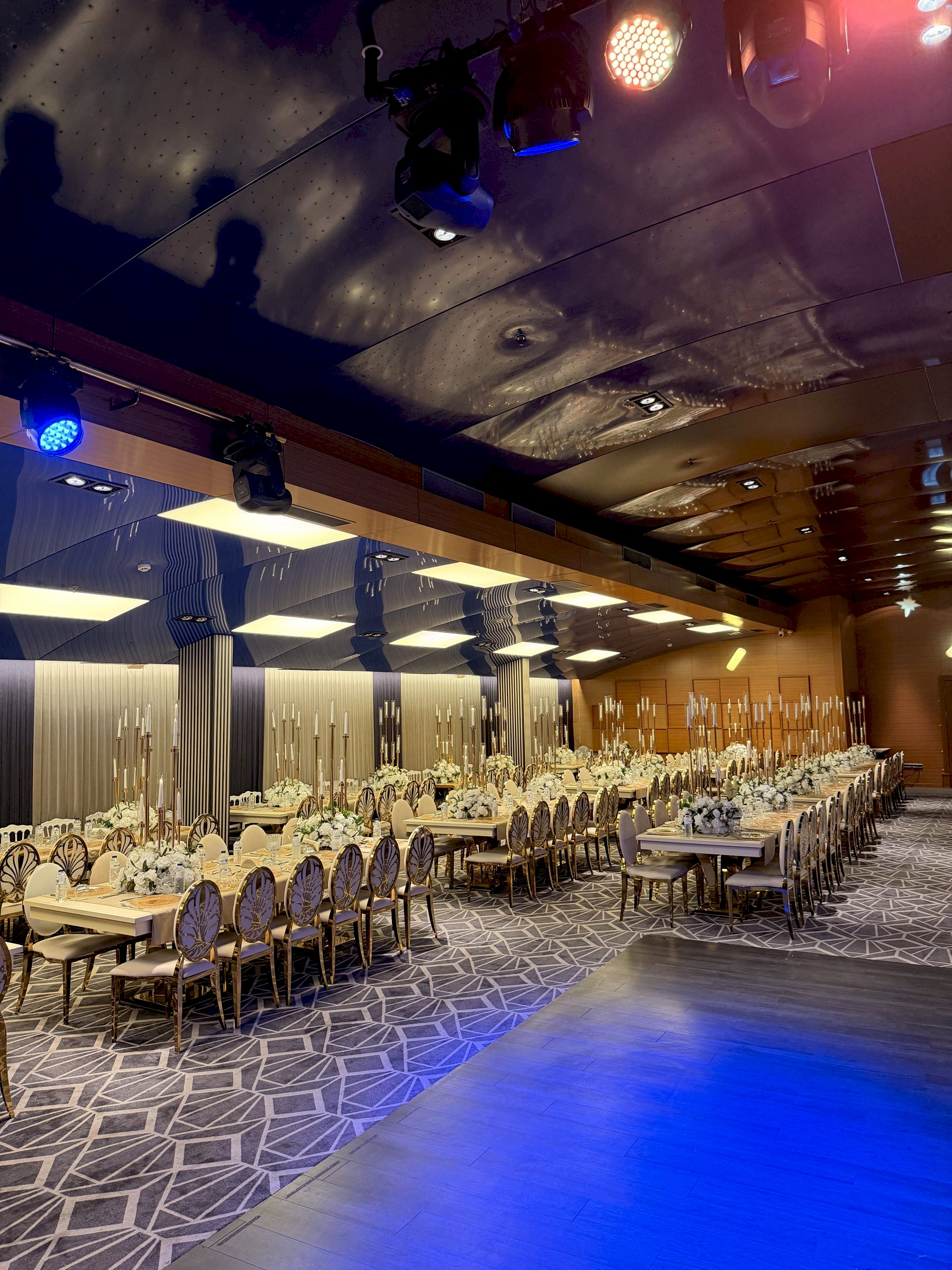 Glory Wedding Dream Hill Hotel Maltepe — salon yakın çekim detay